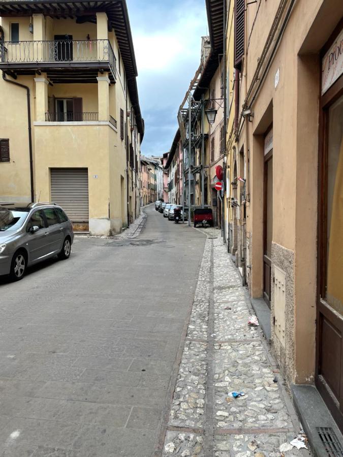Appartamento Di Via Monterone Spoleto Exterior photo